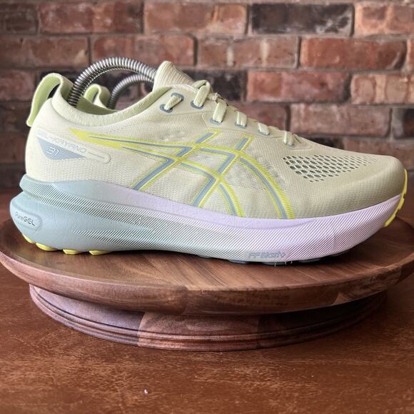 Asics Womens Gel Kayano 31 Yellow Road Running Shoes Sneakers Size 9.5 Wide - Picture 10 of 16